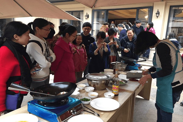 免费管家婆资料大全图库